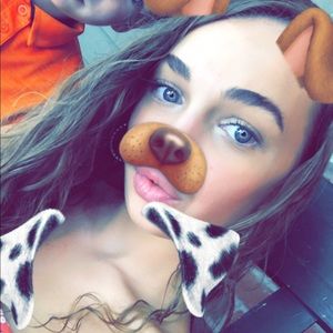 Meet your Posher, Madeline